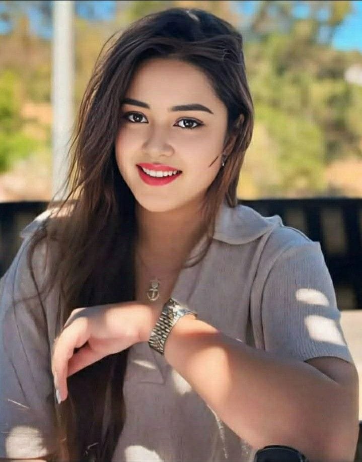 Stylish cute beautiful girls dp (3)