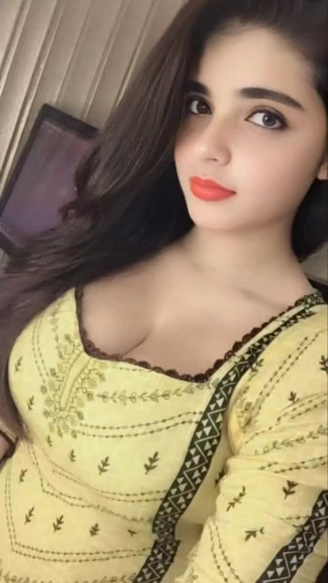 Stylish dp for girls (107)