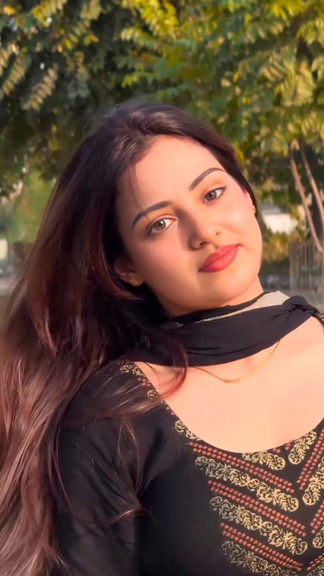 Stylish dp for girls (111)