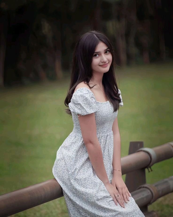 Stylish girls dp (12)