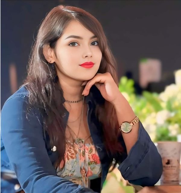Stylish girls dp (121)