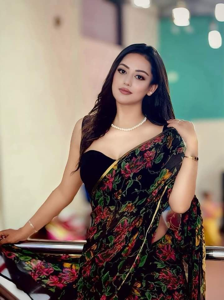 Stylish girls dp (151)