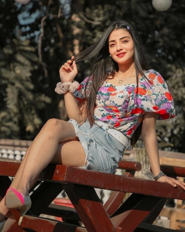 Stylish girls dp (65)