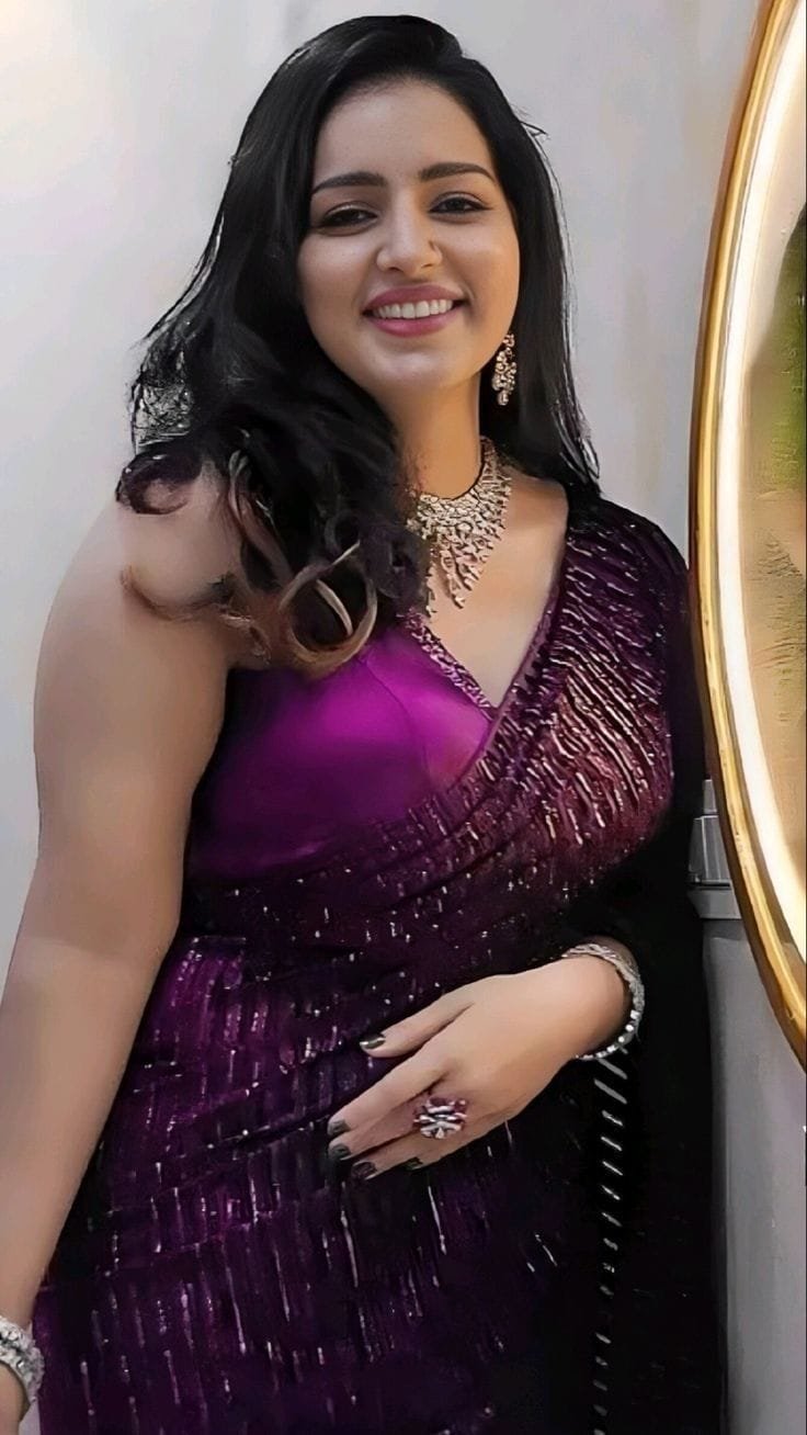 Very beautiful girl (108)