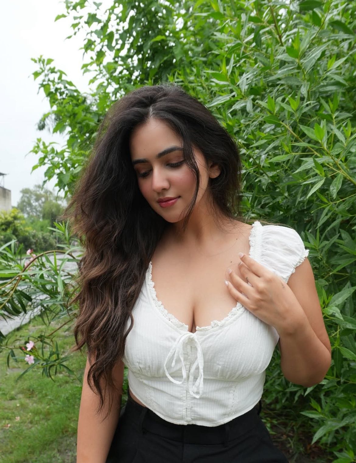 Very beautiful girl (129)