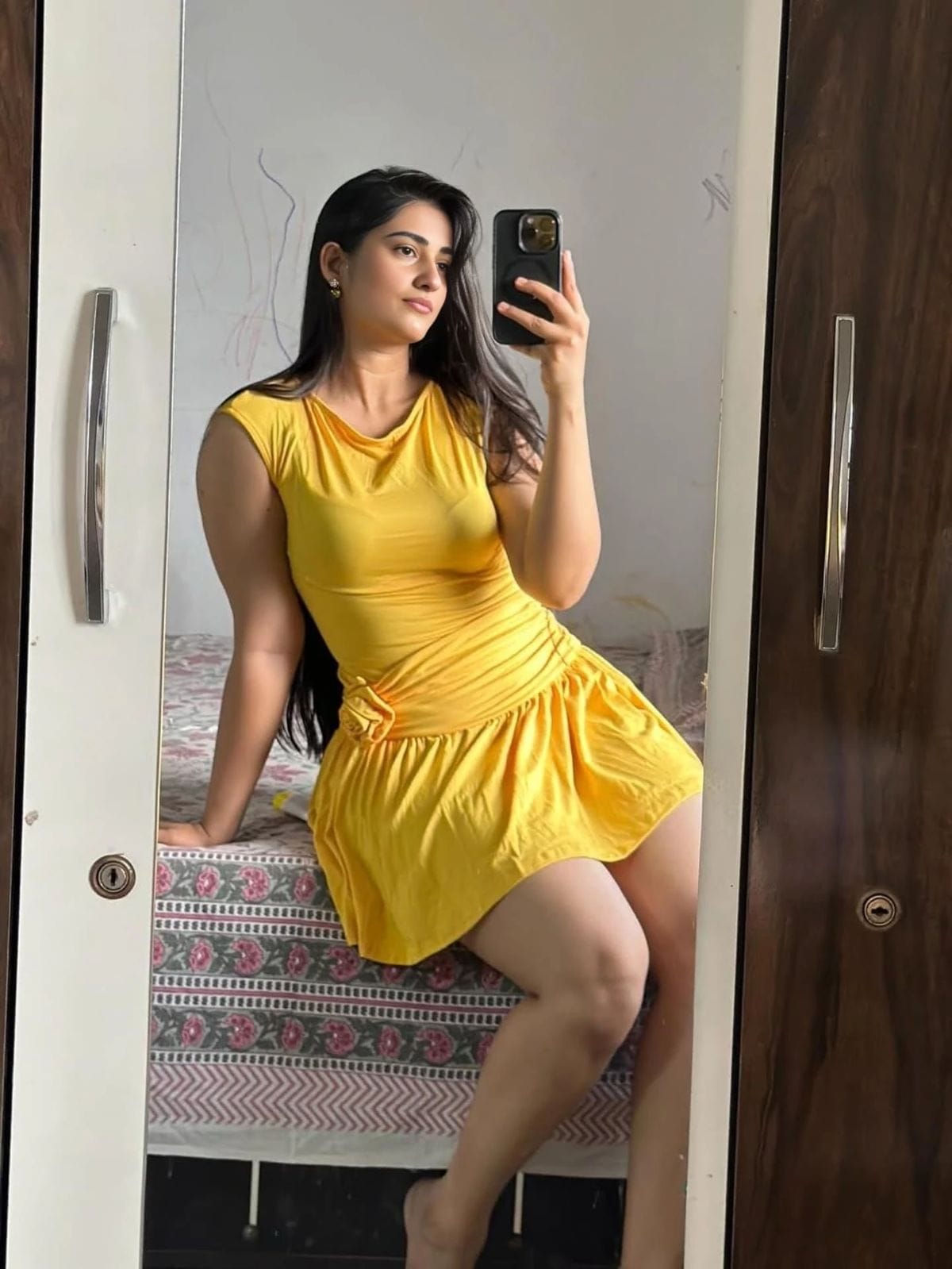 Very beautiful girl (146)