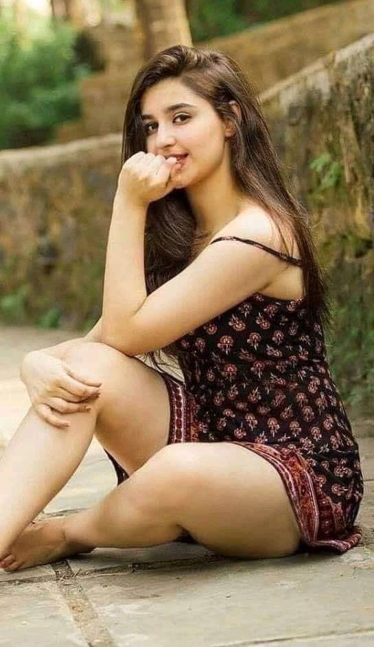 Very beautiful girl (190)