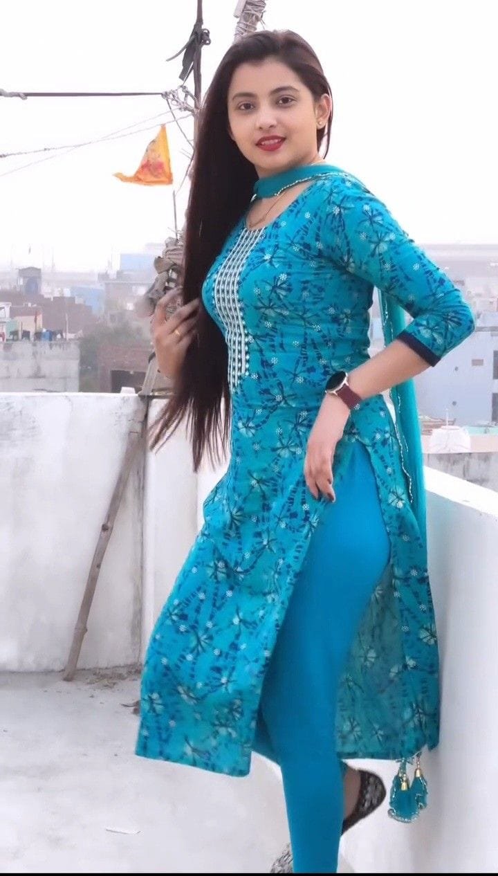 Very beautiful girl (31)