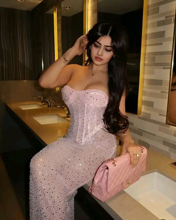 Very beautiful girl (52)