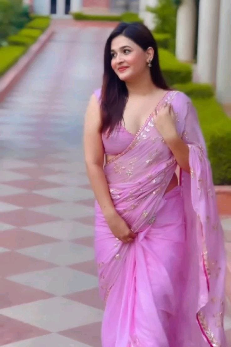 Very beautiful girl (61)