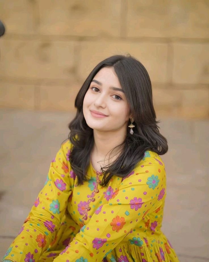 Very cute girl dp for instagram