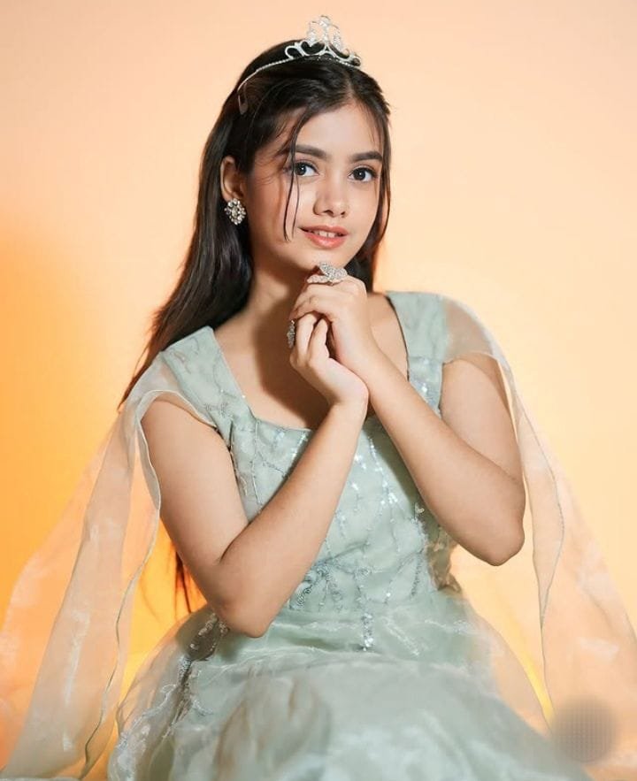 Whatsapp dp for girls (24)